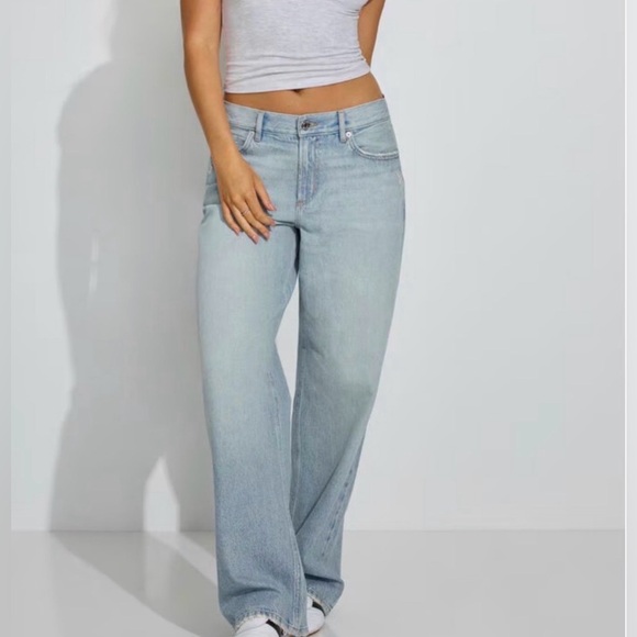 Garage Denim - Garage Denim Slouchy Denim Jeans Women’s Size 5 / 27 Light Wash Raw Hem, Cotton